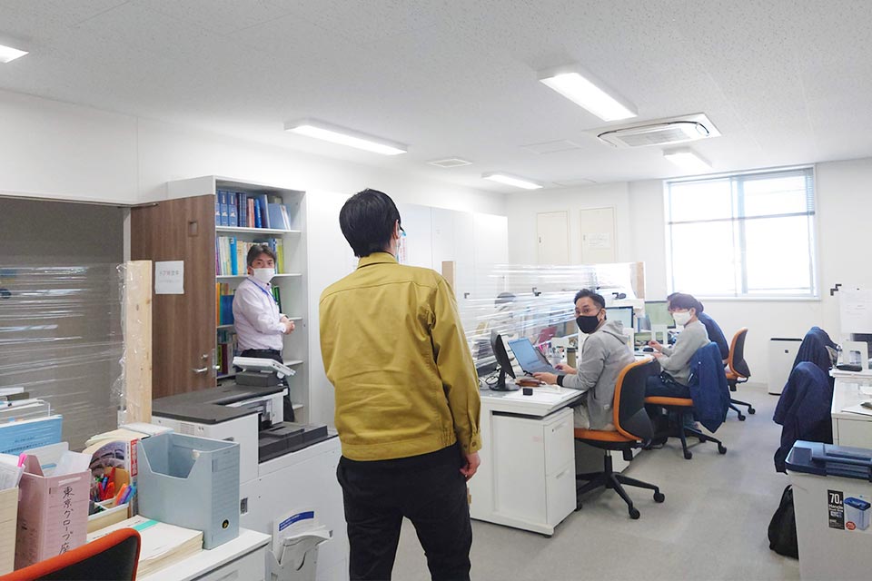 「お疲れ様です!表彰に来ました!」「!!!」