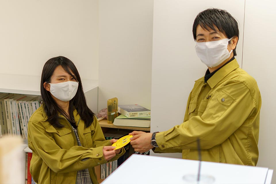 設計部の松下さん、気遣い部門の敢闘賞です!