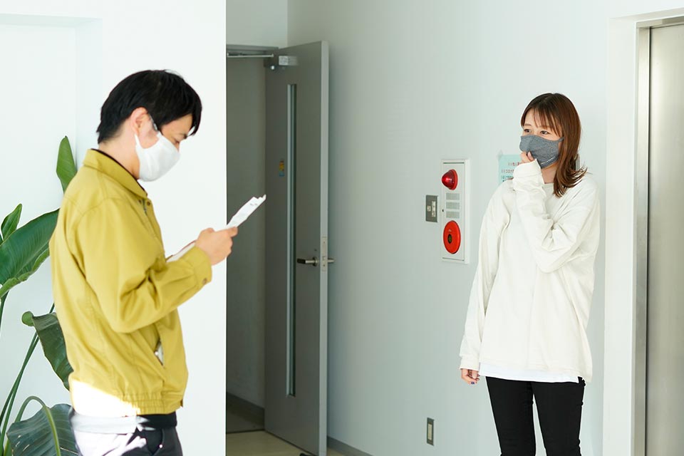 管理部の粟田口さん、気遣い部門の敢闘賞受賞です