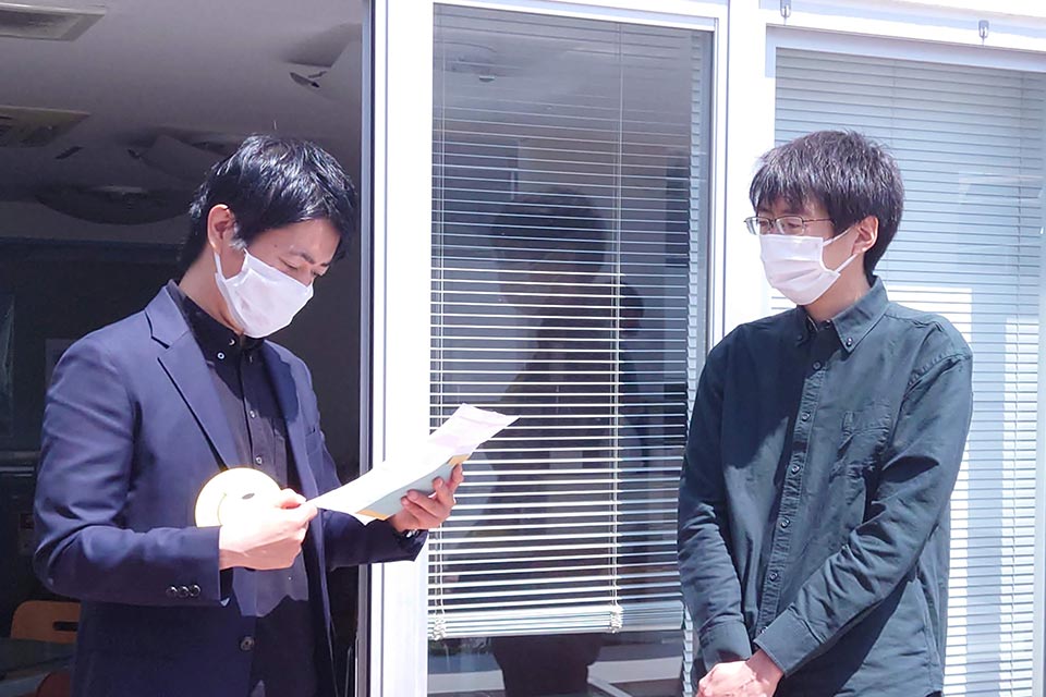「土木部田野さんは自由枠部門の敢闘賞です!」