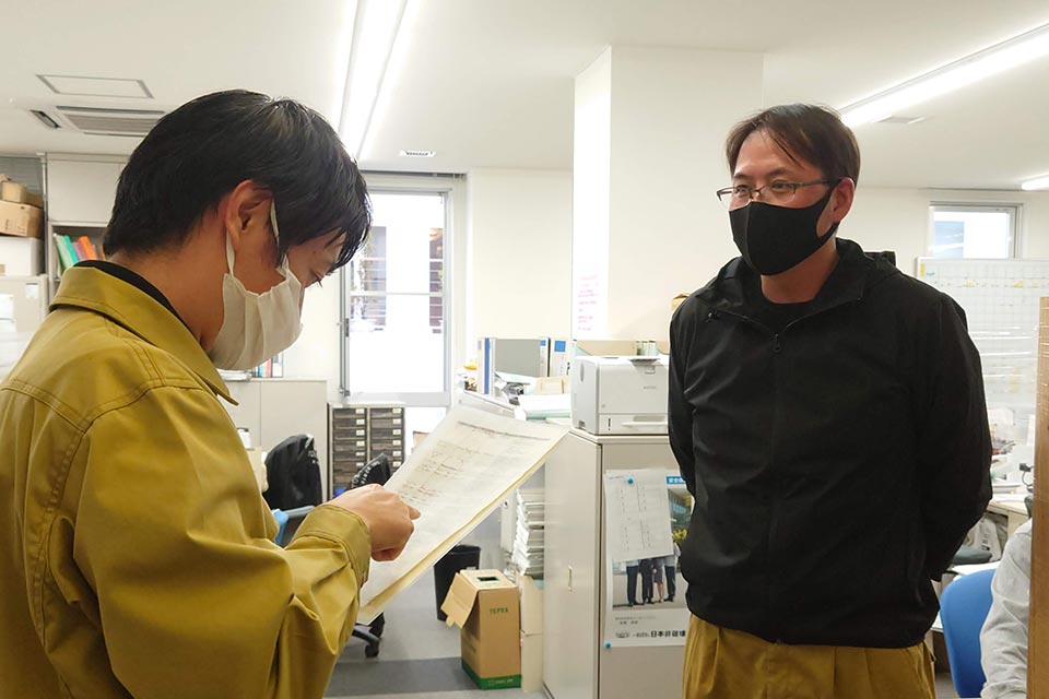 試験検査部内野さん、自由枠部門のグランプリ受賞です!