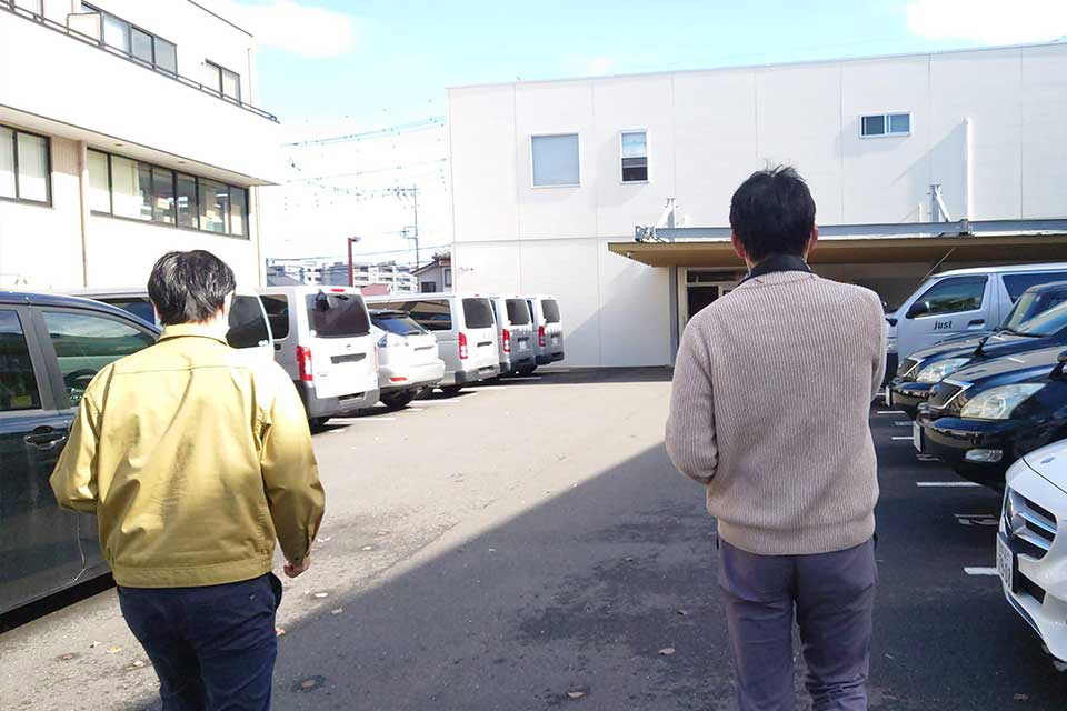 3号館に到着目的地は…