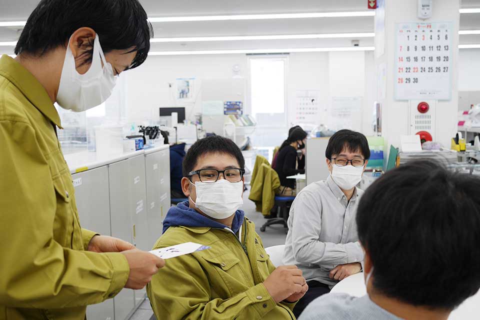 (無事戻ってきて)<br>ベテラン超人部門として3名の超人を長文で推薦した徳竹さん、ほめ上手部門グランプリです!