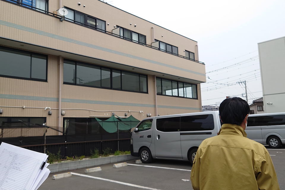 6号館（準備中）を通り過ぎ…