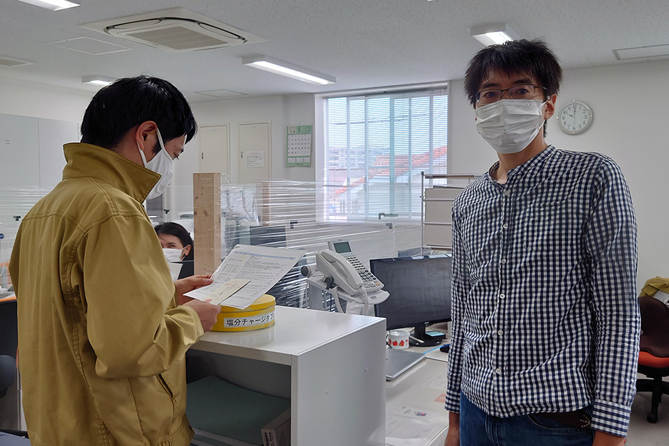 「土木部田野さん、真！のスペシャリスト部門敢闘賞です！」「これか！！」